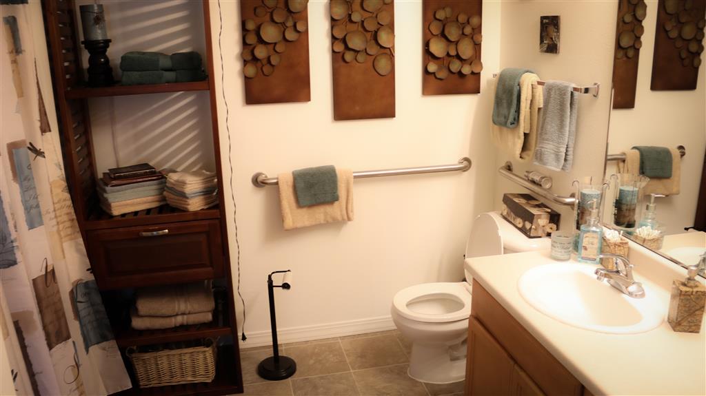 Gallery Photo 53
